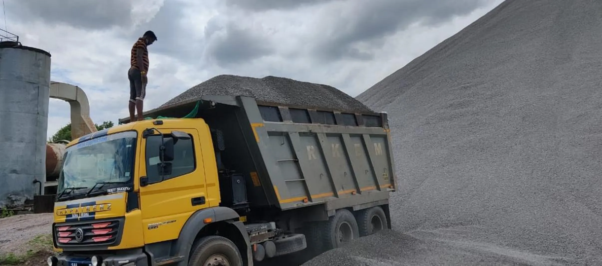 Transportation of Aggregate from Bidadi to Hosakote for DBL - Image 3